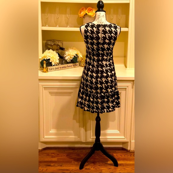 J.Crew Houndstooth Silk Dress w/Ruffle Hem:XS Limited Time Closet Clean-out Sale - Picture 4 of 5